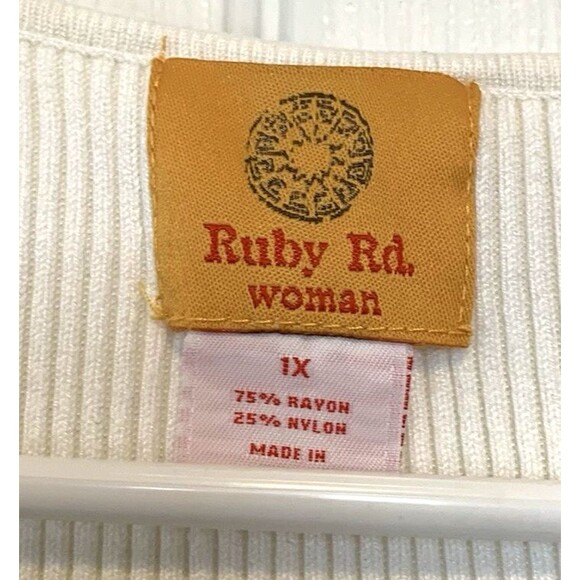 Ruby Red Knit Beaded Tank Top Womans 1X Tight knit Cream w/Black Clear Beads - Picture 7 of 7